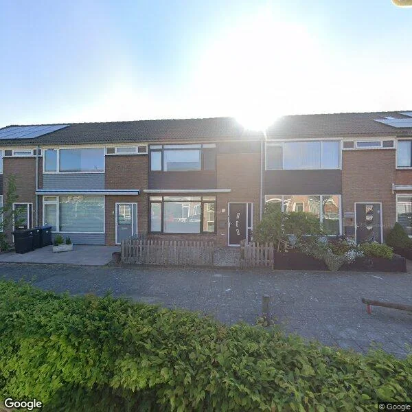 Straatbeeld van Kluutstraat 5, 3222BD Hellevoetsluis