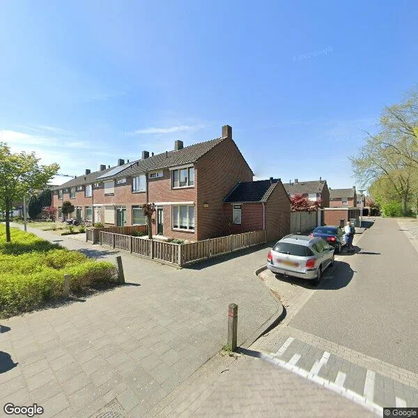 Straatbeeld van Kneustraat 11, 5702KX Helmond