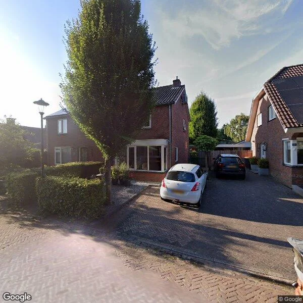 Straatbeeld van Koestraat 21, 7447CE Hellendoorn