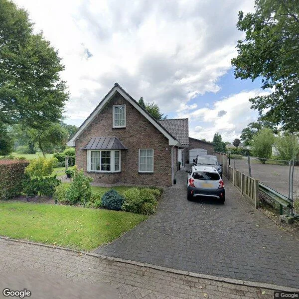 Straatbeeld van Koeveenweg 2, 7441AS Nijverdal