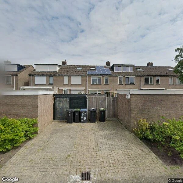 Straatbeeld van Komeet 35, 3225VB Hellevoetsluis