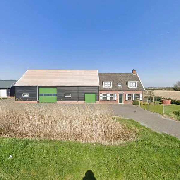 Straatbeeld van Koningin Emmaweg 8, 4354KC Vrouwenpolder