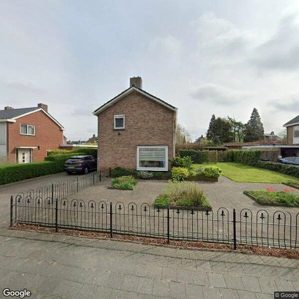 Straatbeeld van Koningin Julianalaan 96, 9934EG Delfzijl