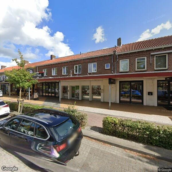 Straatbeeld van Koningin Julianaweg 13A, 5684VA Best