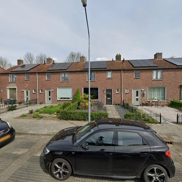 Straatbeeld van Koningin Wilhelminalaan 25, 4797BN Willemstad
