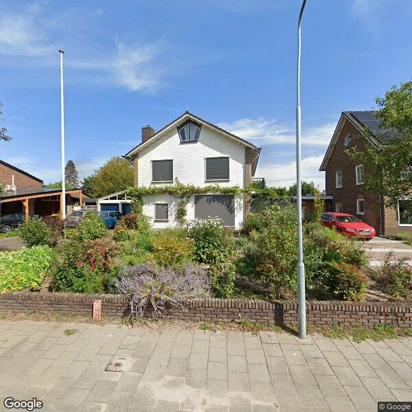 Straatbeeld van Koningin Wilhelminalaan 8, 7051AS Varsseveld