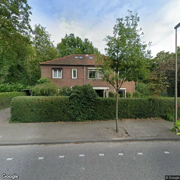 Straatbeeld van Koningshoeven 32, 5018AB Tilburg