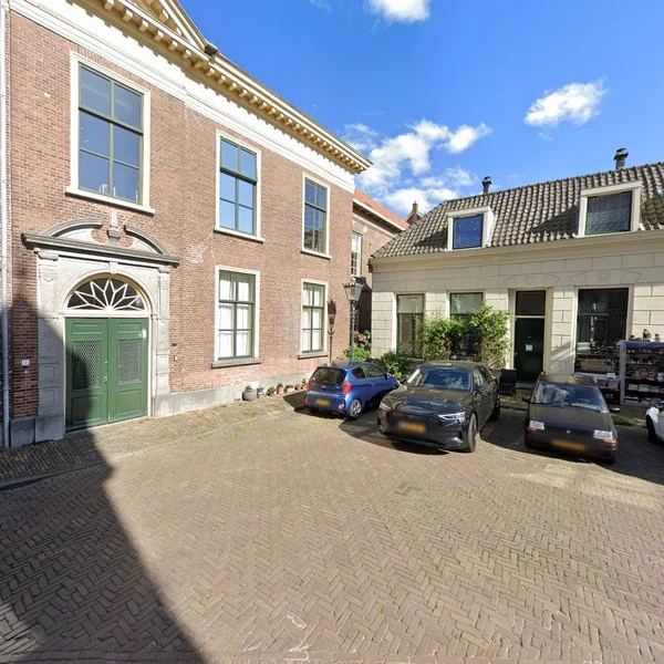 Straatbeeld van Koornmarkt 1-22, 8261JX Kampen