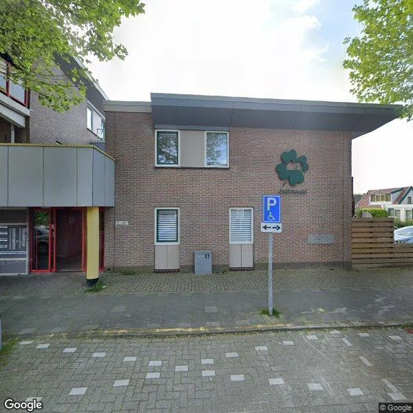 Straatbeeld van Korenaarstraat 6, 2153BM Nieuw-Vennep