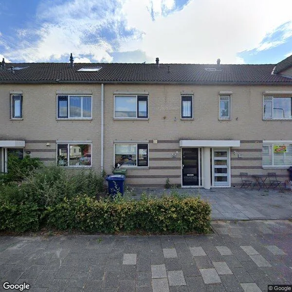 Straatbeeld van Korenbloemweg 82, 1338XR Almere