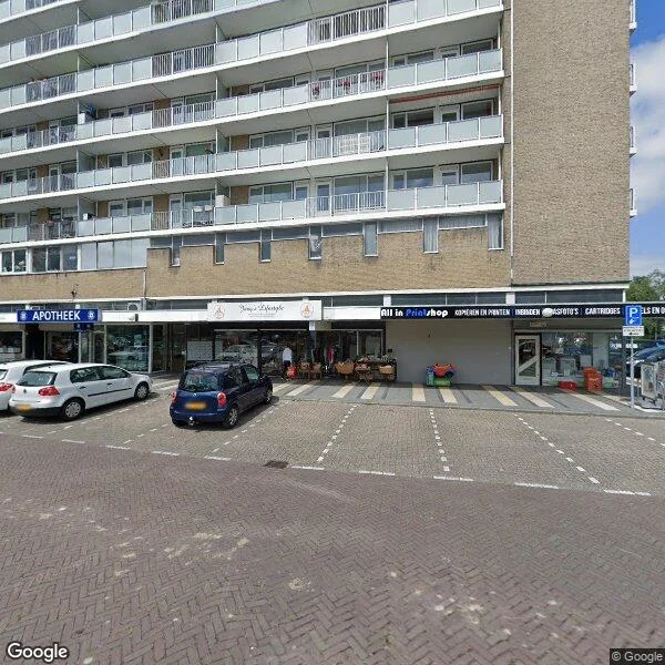 Straatbeeld van Kostverlorenhof 142, 1183HJ Amstelveen