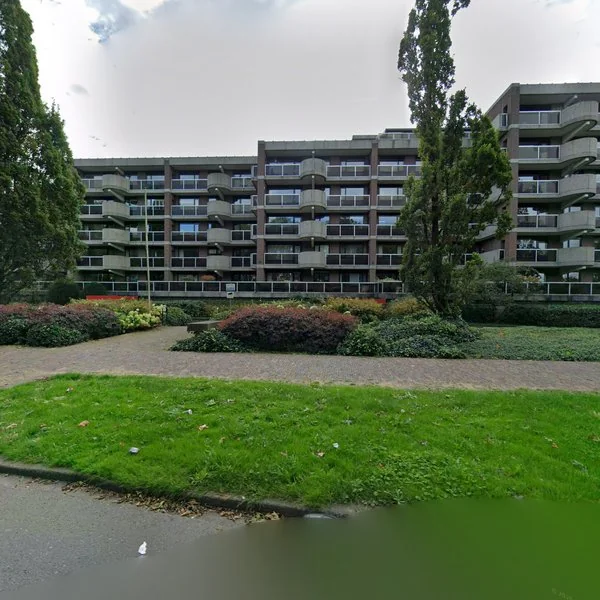 Straatbeeld van Kralingse Plaslaan 71, 3061BA Rotterdam