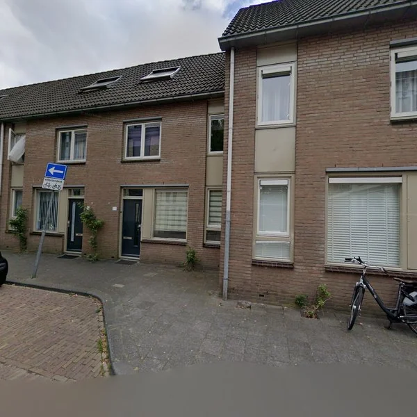 Straatbeeld van Kromhout 76, 3311RH Dordrecht