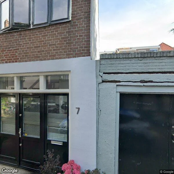 Straatbeeld van Kromme Palmstraat 7, 1015HH Amsterdam