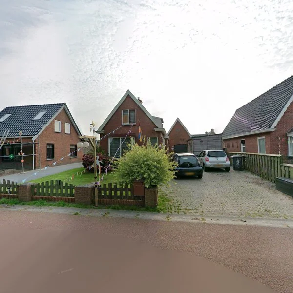 Straatbeeld van Kroonsfelderweg 7, 9821TD Oldekerk