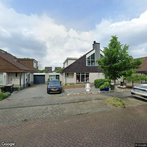 Straatbeeld van Kruidendreef 135, 8252BZ Dronten