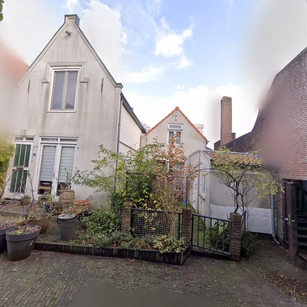 Straatbeeld van Kruisstraat 2, 3142CB Maassluis