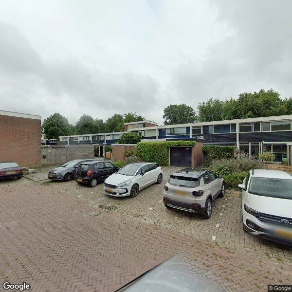 Straatbeeld van Laan van de Iemenhees 260, 7823JP Emmen