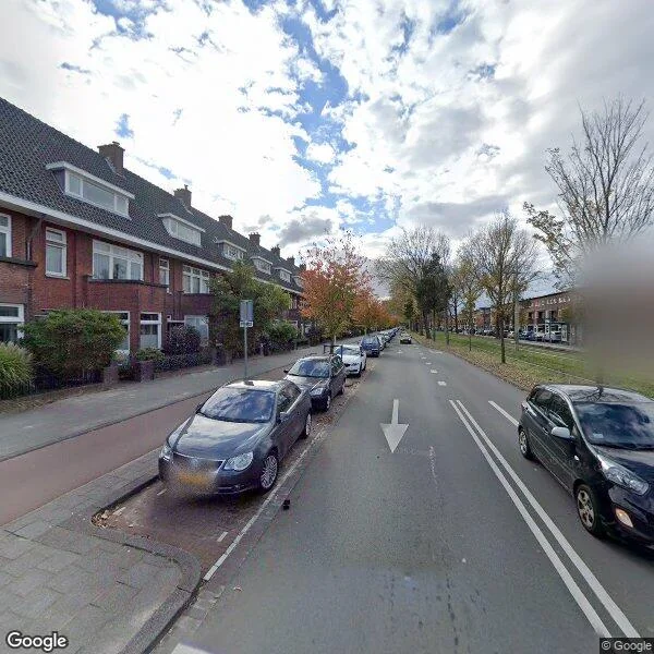 Straatbeeld van Laan van Meerdervoort 774, 2564AP Den Haag