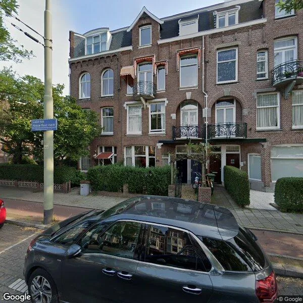 Straatbeeld van Laan van Nieuw-Oost-Indië 214, 2593CC Den Haag