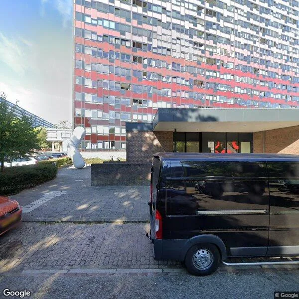 Straatbeeld van Laan van Vollenhove 690, 3706AA Zeist