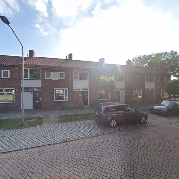 Straatbeeld van Lage Kant 34, 4817GG Breda
