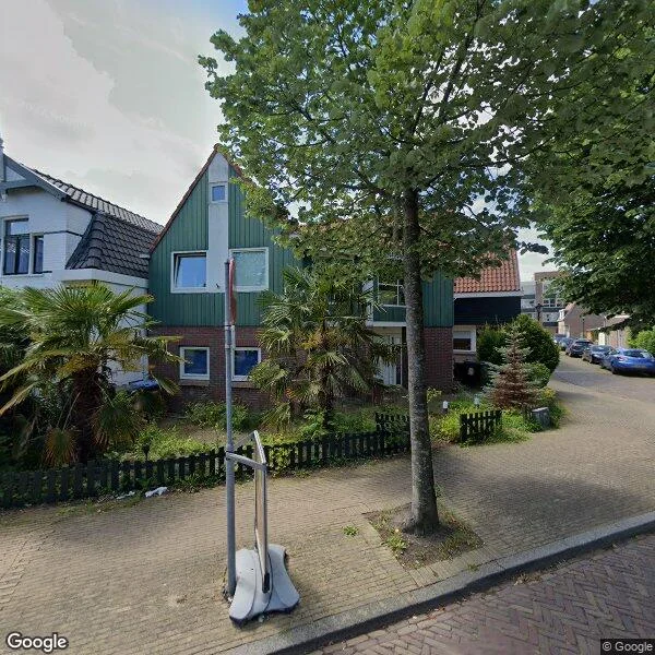 Straatbeeld van Lagedijk 55, 1544BC Zaandijk