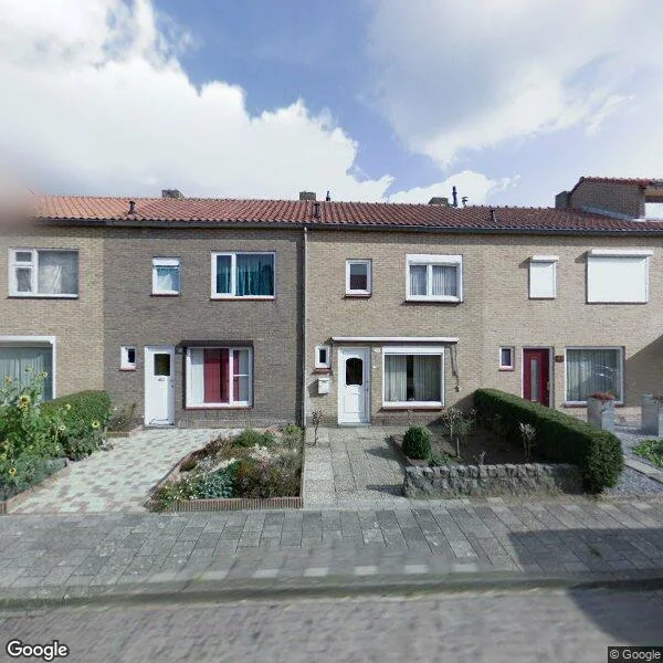 Straatbeeld van Lakenstraat 48, 5667TR Geldrop