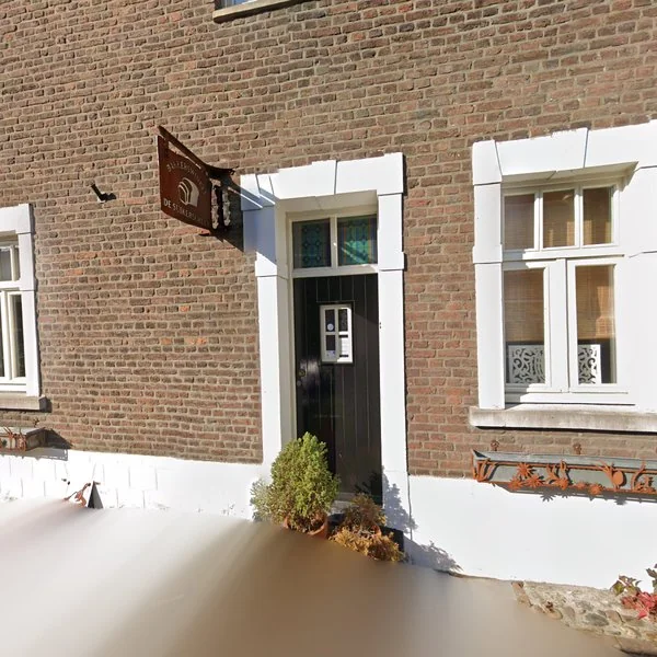 Straatbeeld van Lambertusstraat 9, 6015AP Neeritter