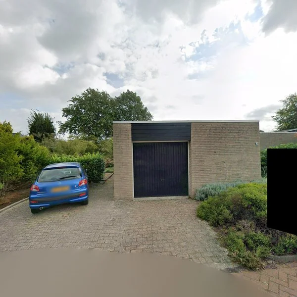 Straatbeeld van Landauerlaan 28, 9351PP Leek
