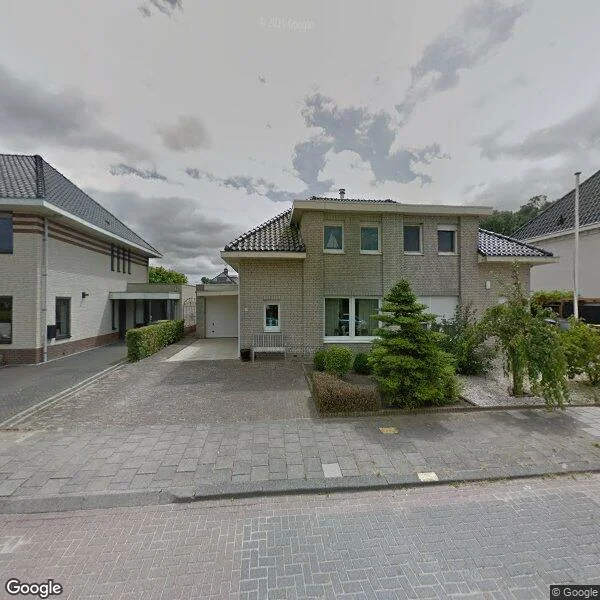 Straatbeeld van Landheerlaan 17, 3271TN Mijnsheerenland