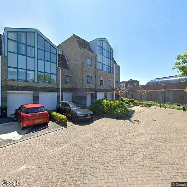 Straatbeeld van Landhoofd 64, 3223DL Hellevoetsluis