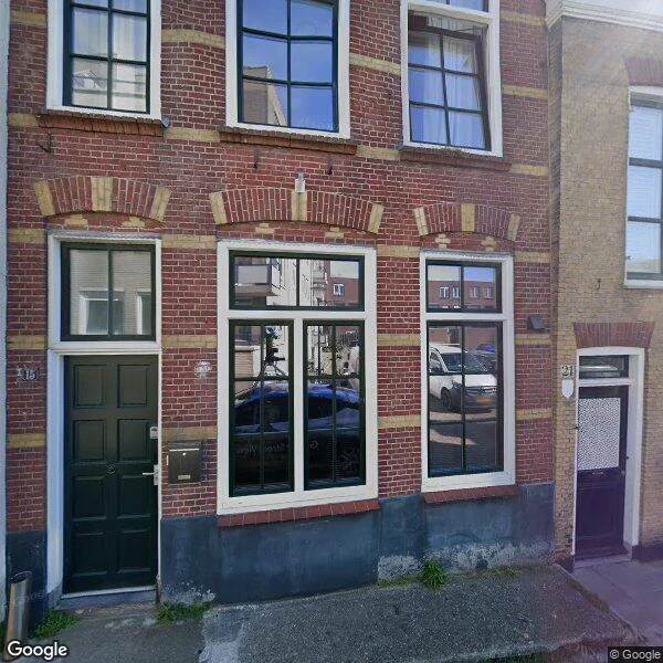 Straatbeeld van Landstraat 21, 3131CE Vlaardingen