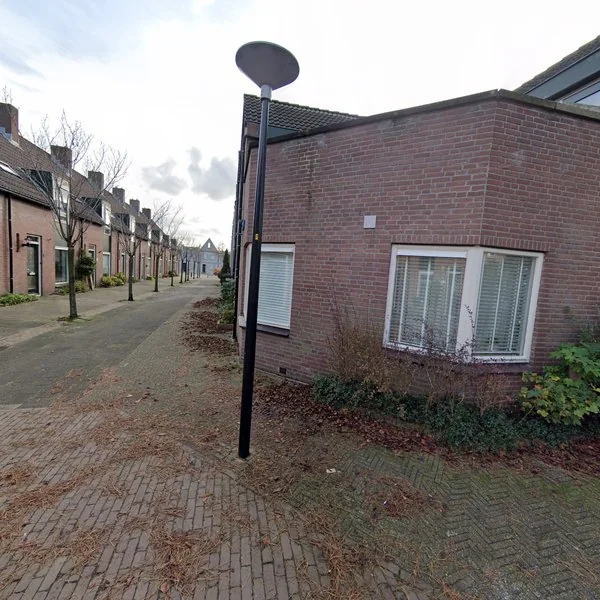 Straatbeeld van Landstraat 4, 3141VJ Maassluis