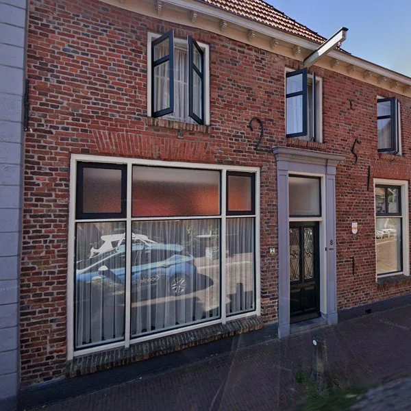 Straatbeeld van Landstraat 8, 7126AT Bredevoort