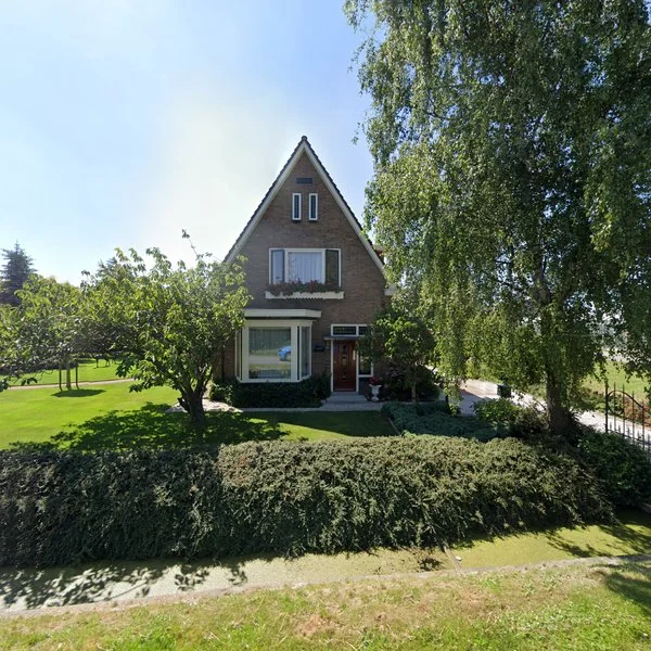 Straatbeeld van Lange Broekweg 14, 2671DS Naaldwijk