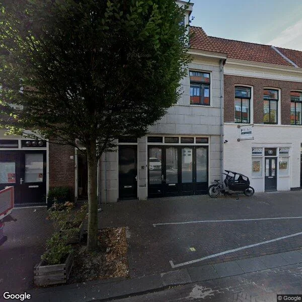 Straatbeeld van Lange Herenstraat 26B, 2011LH Haarlem