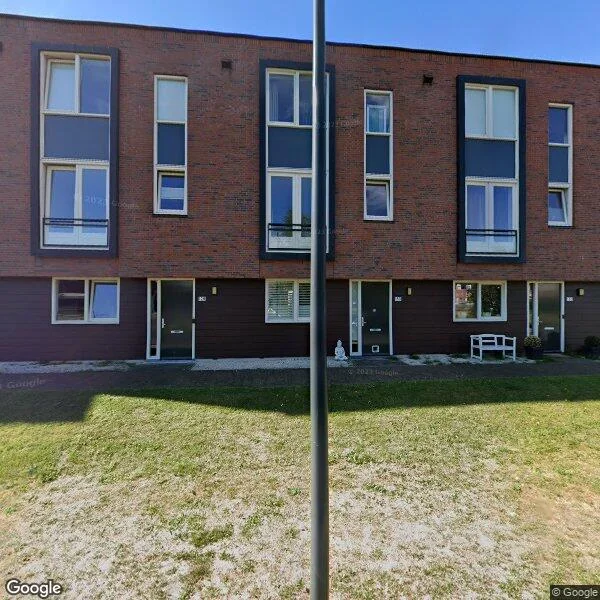 Straatbeeld van Lange Weide 130, 4827MC Breda