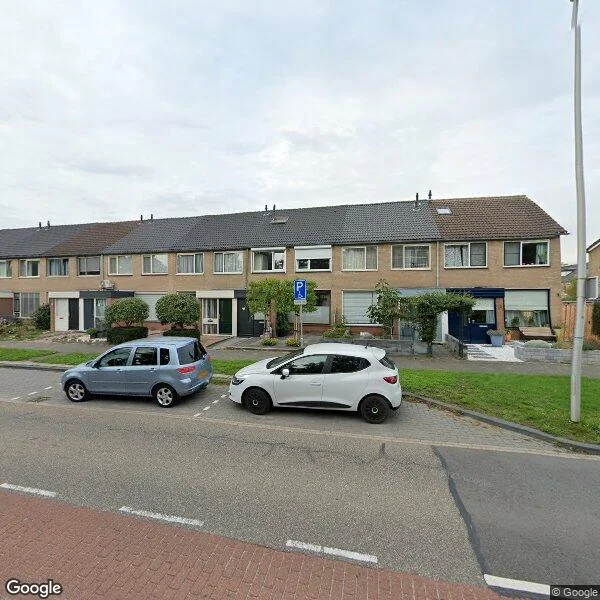 Straatbeeld van Langeweg 17, 4133AS Vianen