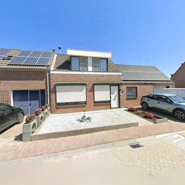 Straatbeeld van Langeweg 22, 4675RL Sint Philipsland