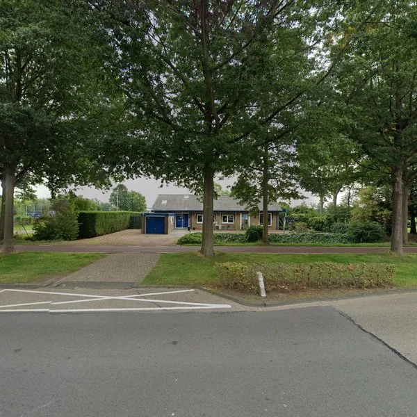 Straatbeeld van Langeweg 8, 4133AX Vianen