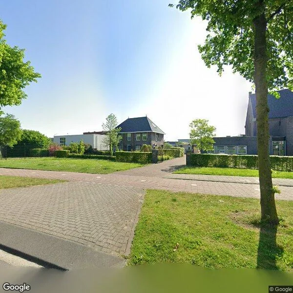 Straatbeeld van Langeweg 9, 3261LJ Oud-Beijerland