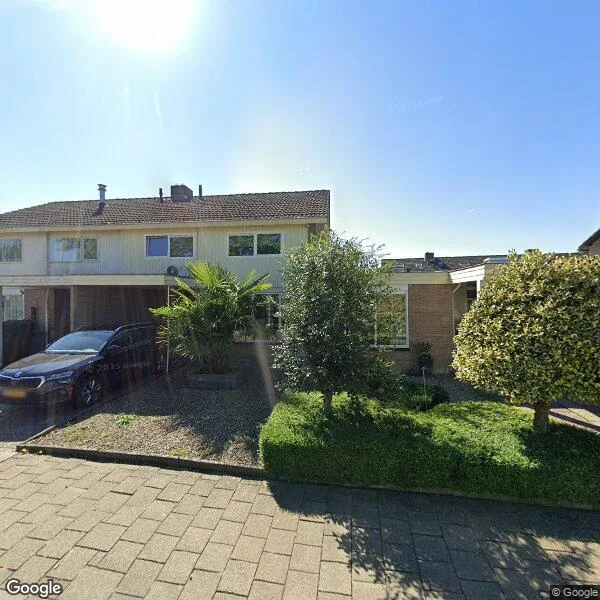 Straatbeeld van Langstraat 111, 6691EC Gendt