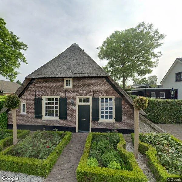 Straatbeeld van Langstraat 20, 4176BD Tuil
