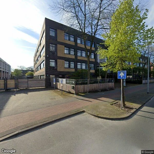 Straatbeeld van Larenseweg 30C-26, 1221CN Hilversum