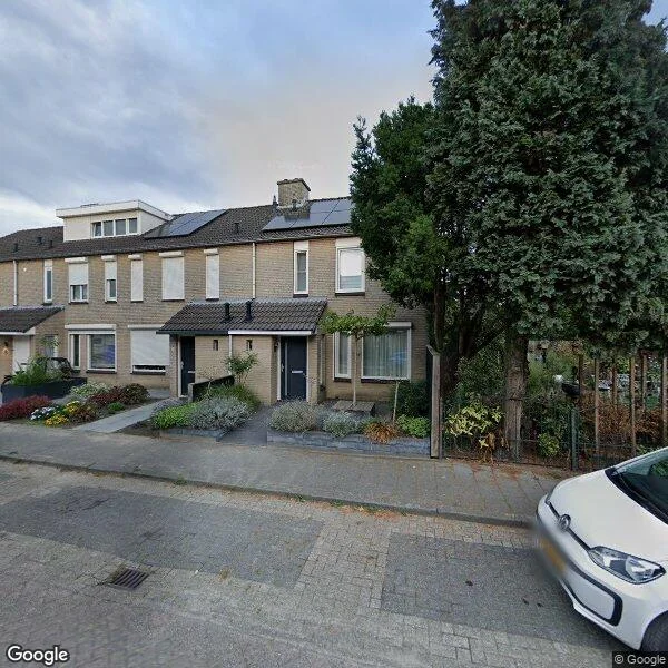 Straatbeeld van Lariks 2, 5682GK Best