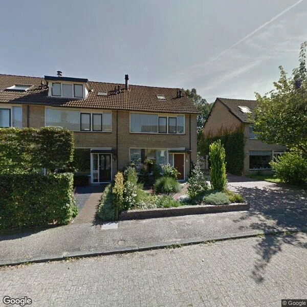 Straatbeeld van Larixlaan 14, 3971RB Driebergen-Rijsenburg