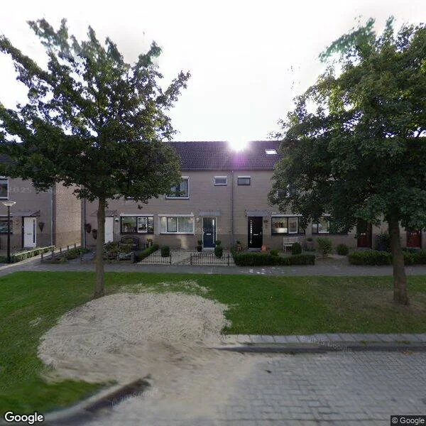 Straatbeeld van Latonalaan 45, 7321EB Apeldoorn