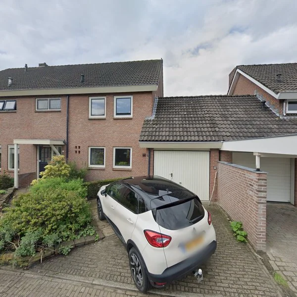 Straatbeeld van Laurier 4, 8101HM Raalte