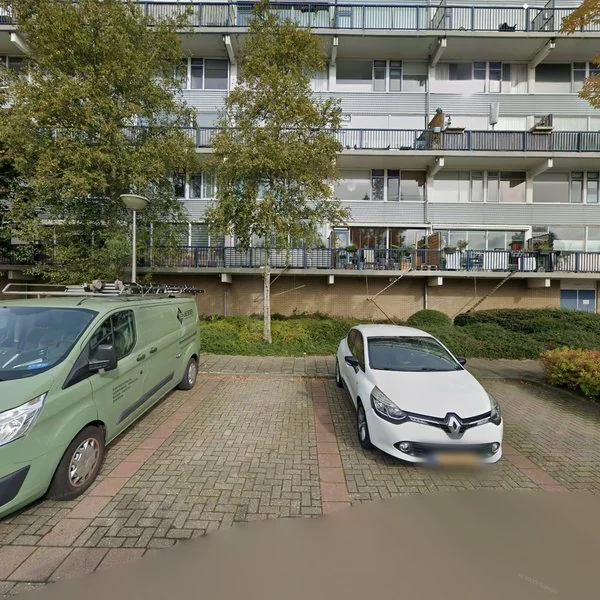 Straatbeeld van Lauwers 120, 2401BN Alphen aan den Rijn